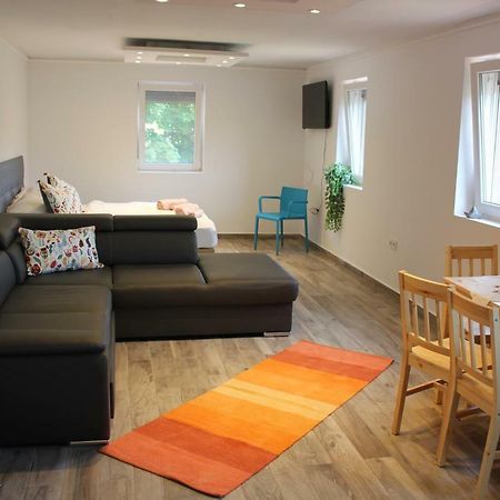 Апартаменты Magnolia Apartman Шиофок Экстерьер фото
