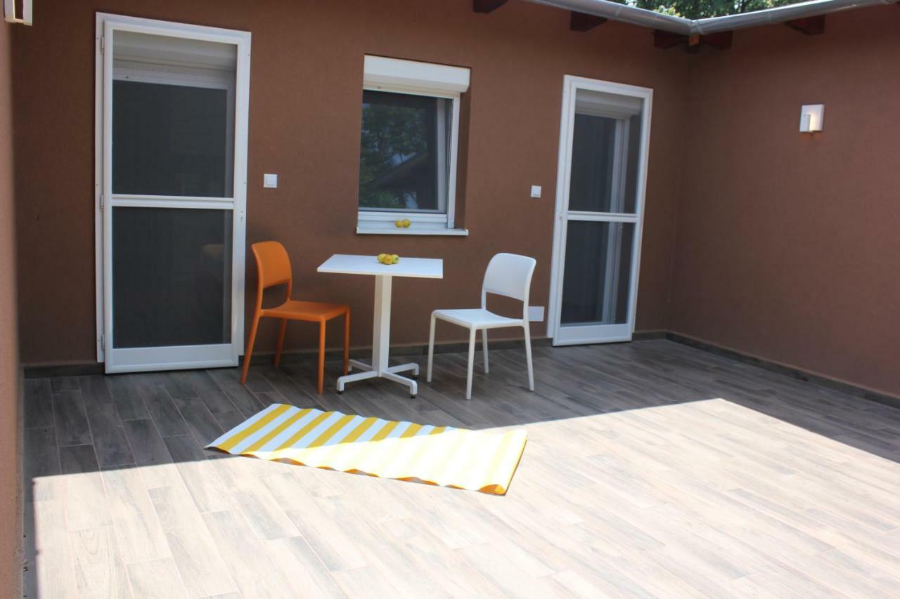 Апартаменты Magnolia Apartman Шиофок Экстерьер фото